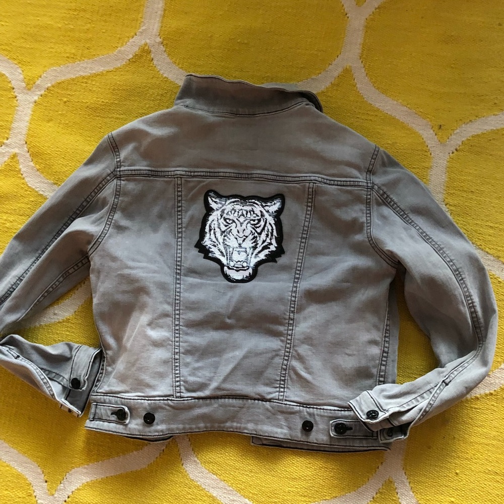Lion detail denim jacket dark gray